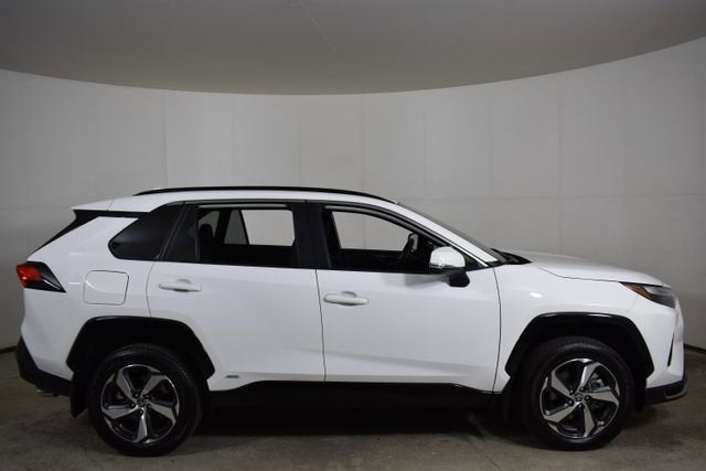 2025 Toyota RAV4 Plug-In Hybrid SE