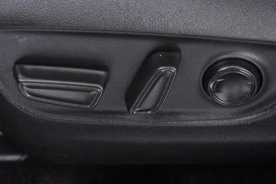 2024 Toyota RAV4 Prime SE