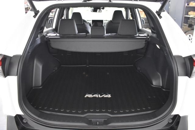 2023 Toyota RAV4 Prime SE