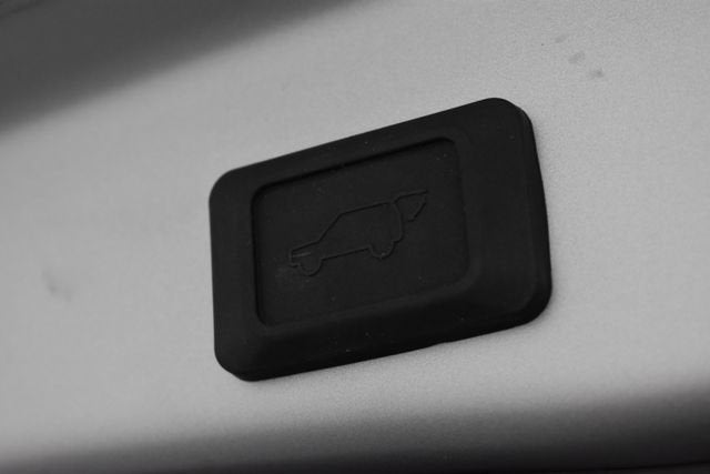 2024 Toyota RAV4 Prime SE
