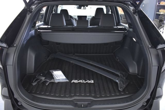 2025 Toyota RAV4 Plug-In Hybrid SE