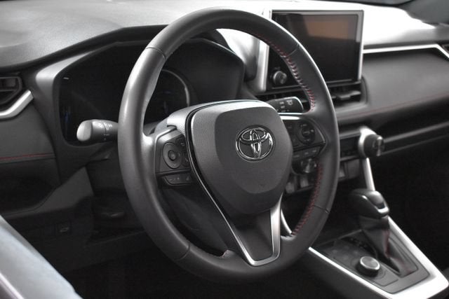 2025 Toyota RAV4 Plug-In Hybrid SE