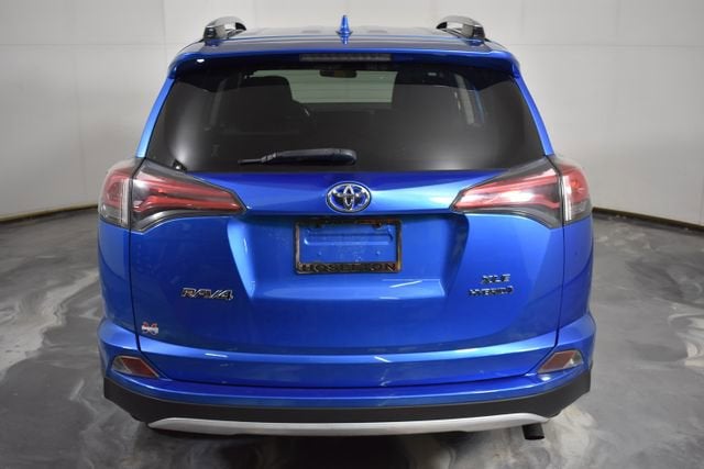 2016 Toyota RAV4 Hybrid XLE