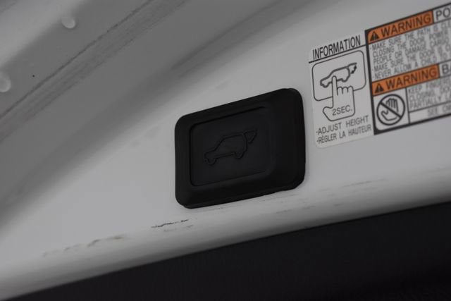 2018 Toyota RAV4 Hybrid LE Plus