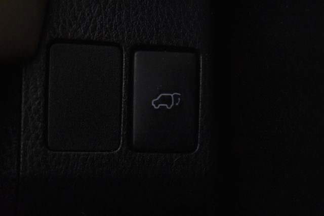 2018 Toyota RAV4 Hybrid LE Plus