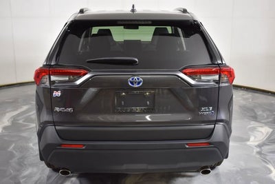 2020 Toyota RAV4 Hybrid XLE