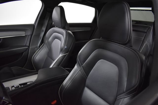 2020 Volvo S90 R-Design