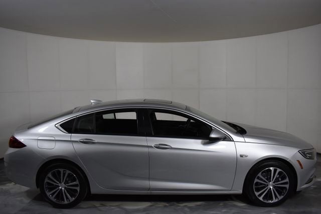 2018 Buick Regal Sportback Essence