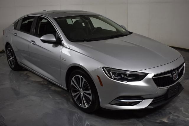 2018 Buick Regal Sportback Essence