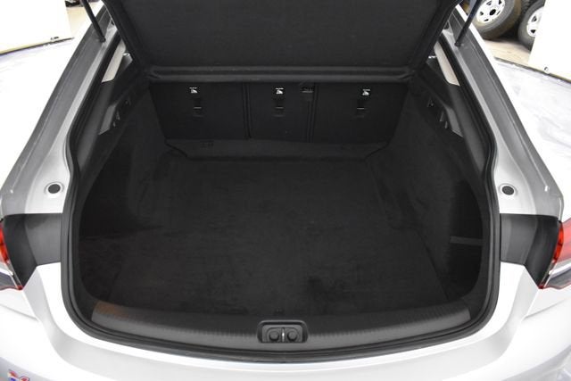 2018 Buick Regal Sportback Essence