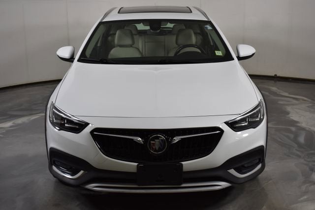 2018 Buick Regal TourX Essence