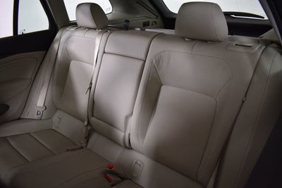 2018 Buick Regal TourX Essence