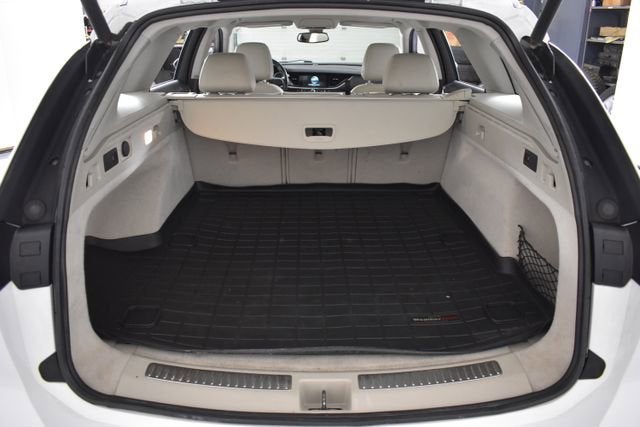 2018 Buick Regal TourX Essence