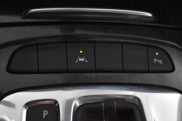 2018 Buick Regal TourX Essence