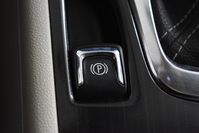 2018 Buick Regal TourX Essence
