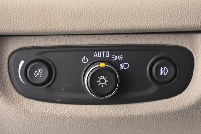 2018 Buick Regal TourX Essence
