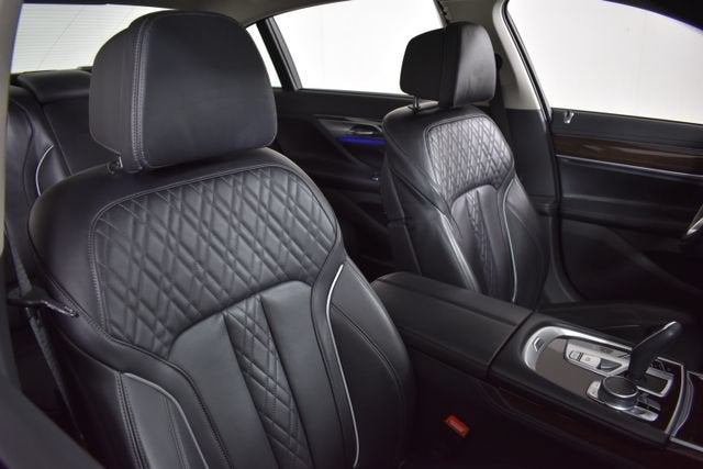 2020 BMW 7 Series 740i xDrive