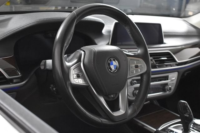 2020 BMW 7 Series 740i xDrive
