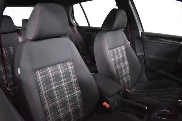 2014 Volkswagen GTI Wolfsburg