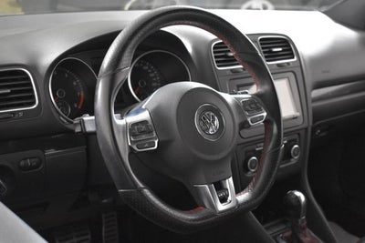 2014 Volkswagen GTI Wolfsburg