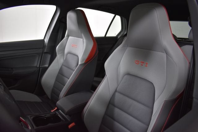 2024 Volkswagen Golf GTI Autobahn