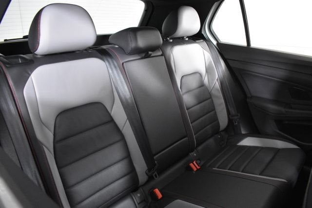 2024 Volkswagen Golf GTI Autobahn