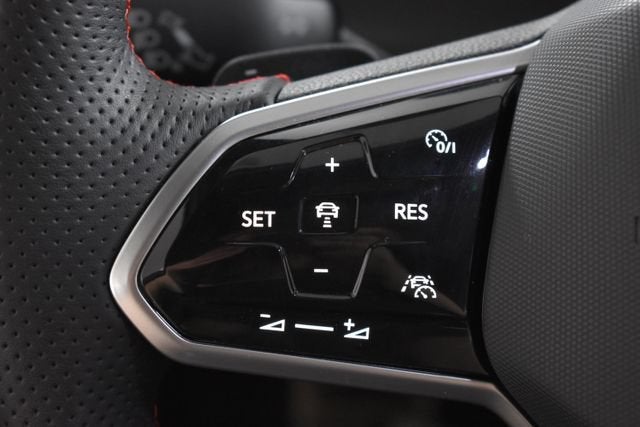 2024 Volkswagen Golf GTI Autobahn