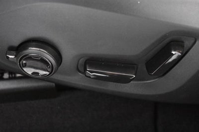 2025 Volvo XC60 Plug-In Hybrid Ultra