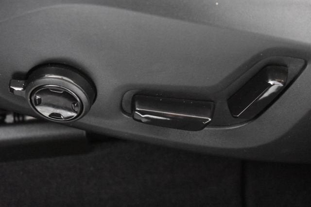 2025 Volvo XC60 Plug-In Hybrid Ultra