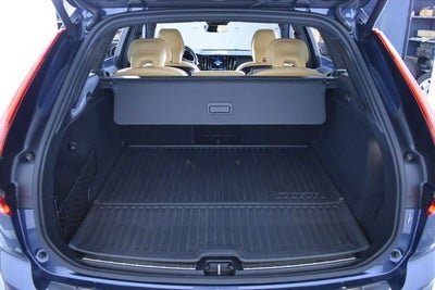 2025 Volvo XC60 Plug-In Hybrid Ultra