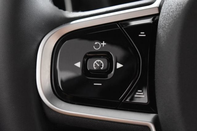 2025 Volvo XC60 Plug-In Hybrid Ultra