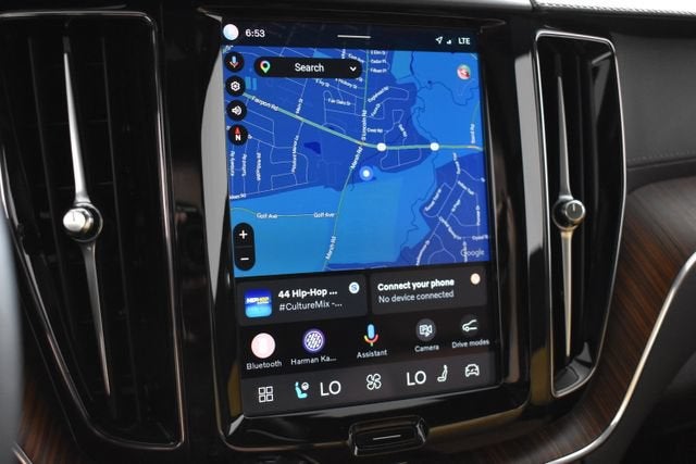 2025 Volvo XC60 Plug-In Hybrid Ultra