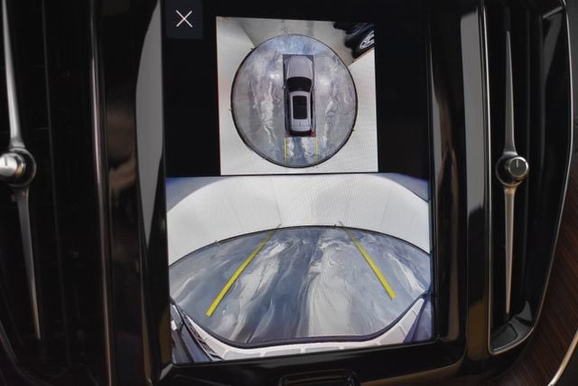 2025 Volvo XC60 Plug-In Hybrid Ultra