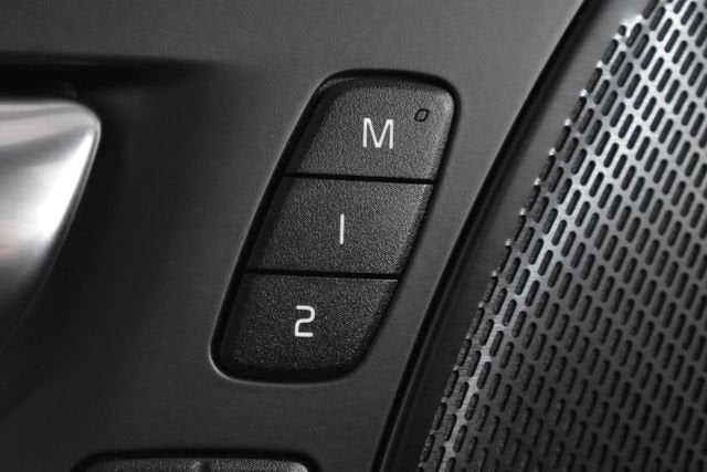 2025 Volvo XC60 Plug-In Hybrid Ultra
