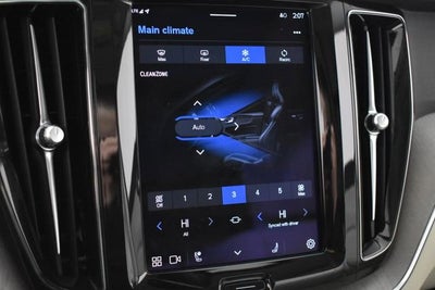 2023 Volvo XC60 Plus Bright Theme
